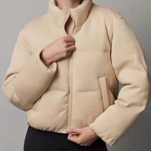Grey Lab Knit Puffer Jacket Coat Tan Nude Size Medium NEW NWT Neutral